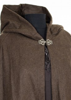 Cloak in brown wool