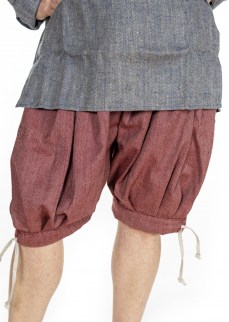 Viking puff pants in red/nature harringbone twill wool, kneelength